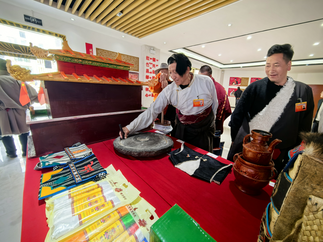 展览9.png 展览9.png